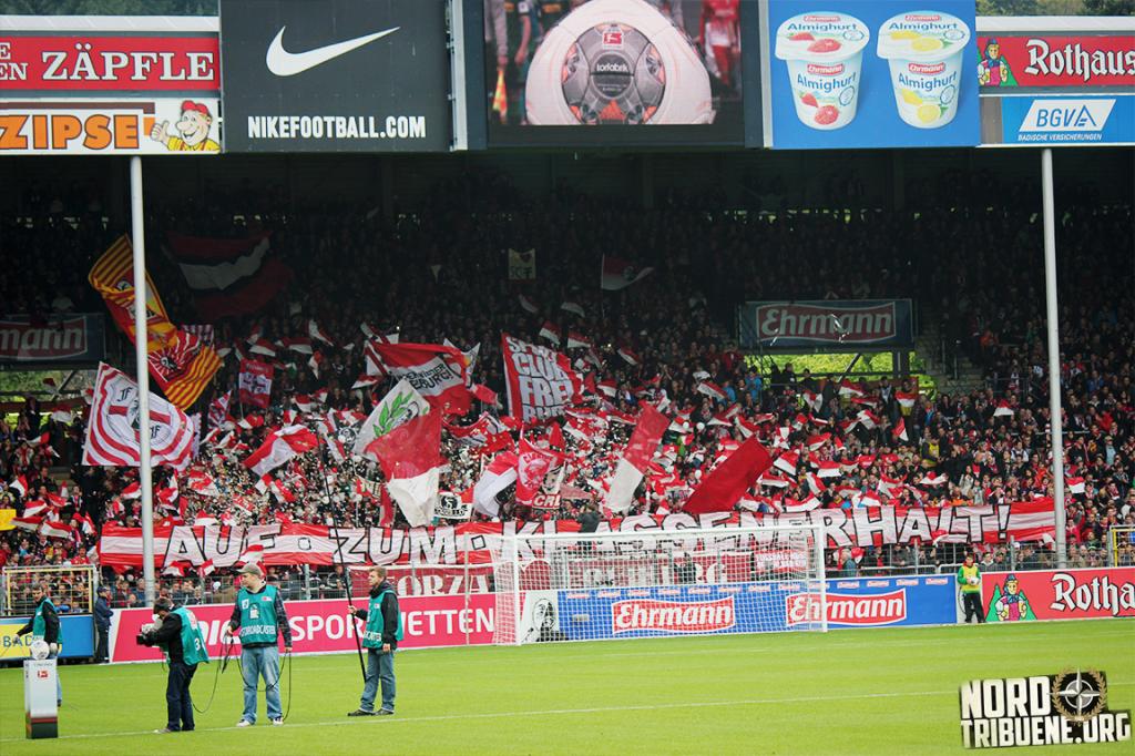 Freiburg Choreo gegen Gladbach - SC Freiburg e.V. | Choreo