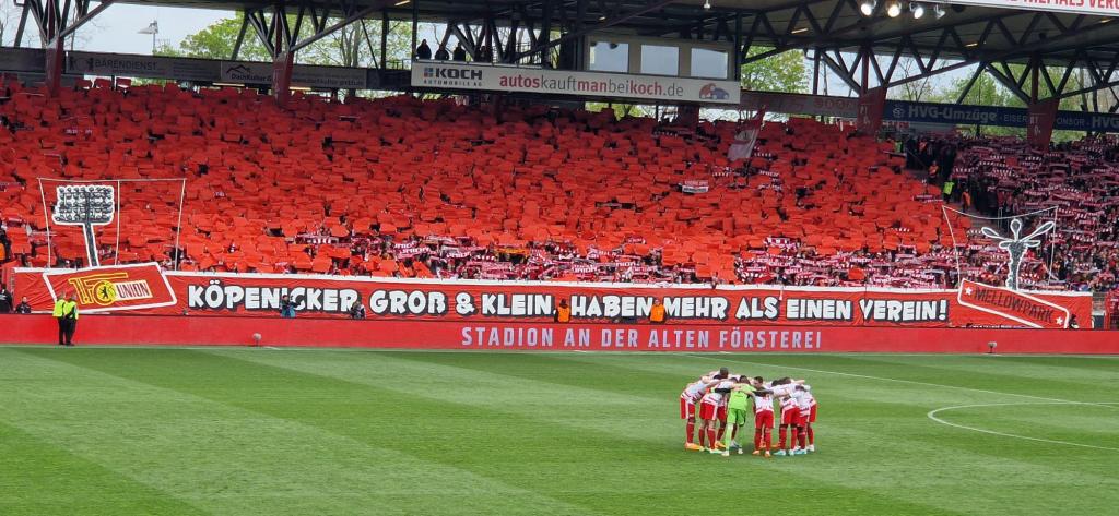Union Berlin Choreo gegen Leverkusen - 1. FC Union Berlin e.V. | Choreo