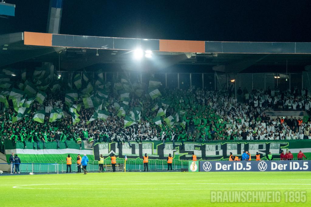 Wolfsburg Choreo in Braunschweig - VfL Wolfsburg | Choreo