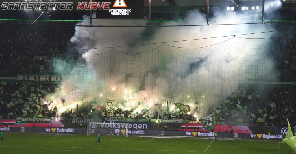 Wolfsburg zündet gegen Stuttgart - VfL Wolfsburg | Pyroshow