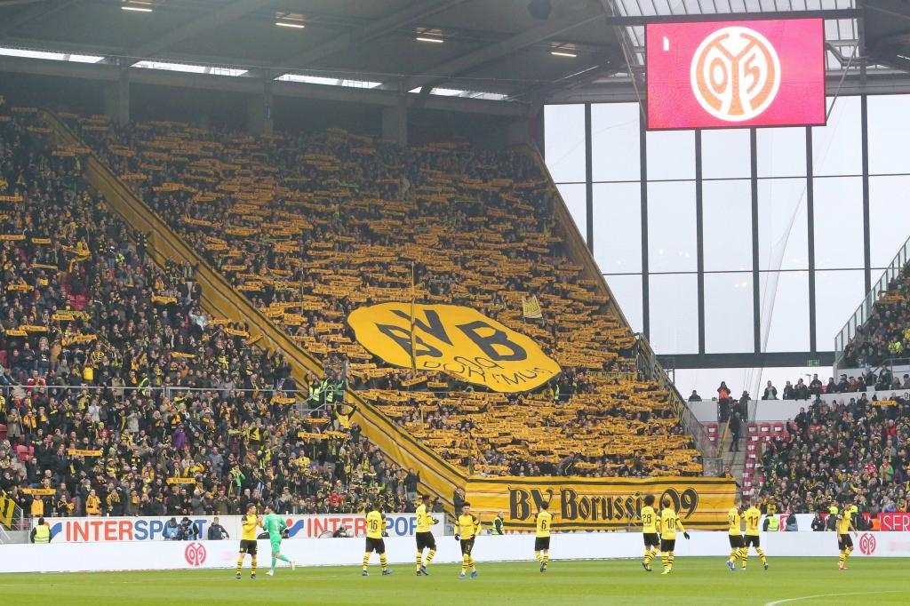 Dortmunder Choreo in Mainz - Borussia Dortmund | Choreo