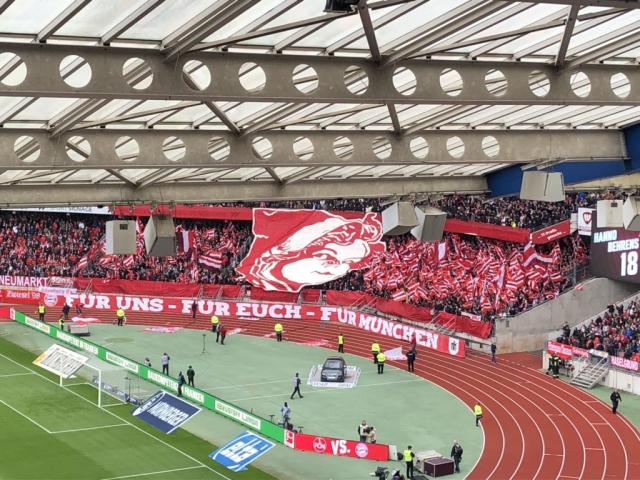 Bayern mit Choreo gegen Nürnberg!