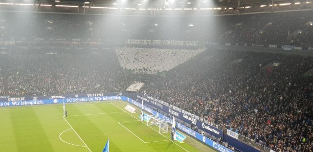 Gladbach Choreo für Stadionverbotler