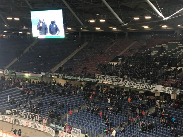„Derbysieger & Aufsteiger... Danke André!“