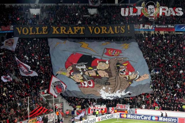 Leverkusen Choreo gegen Barcelona