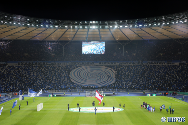 Hertha Choreo gegen Bayern