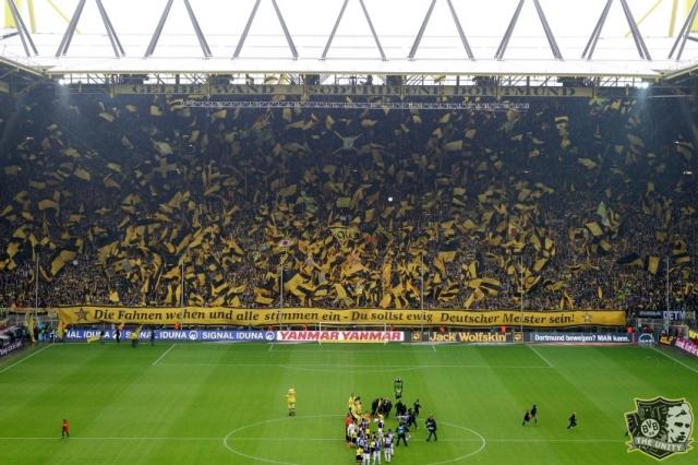 Dortmund Choreo gegen Freiburg