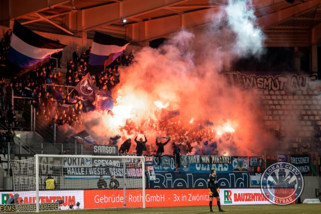 Bielefeld zündet in Aue