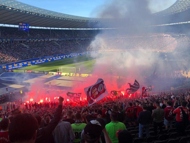 Hannover mit Pyroshow in Berlin!