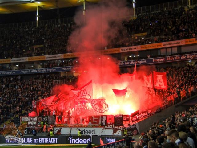 Düsseldorfer Pyro-Show in Frankfurt