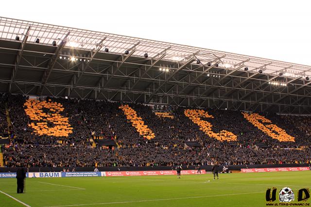 Dynamo Choreo gegen Bielefeld