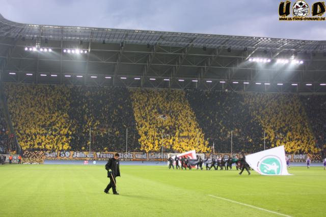 Dynamo Choreo gegen Osnabrück