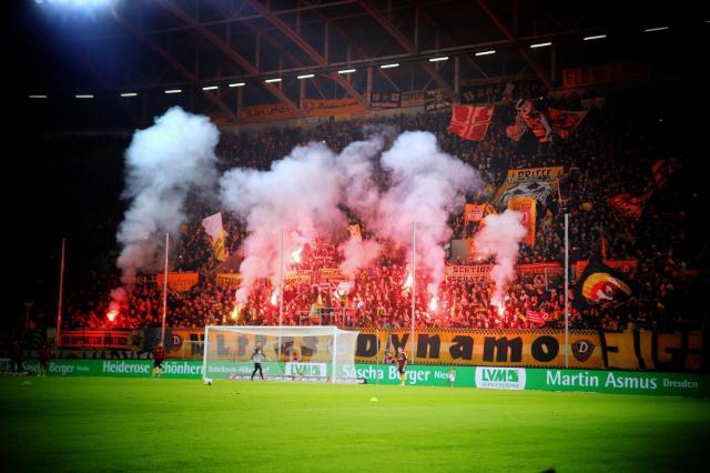Dynamo zündet zu Hause gegen Wiesbaden