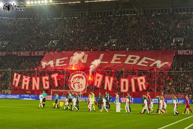Düsseldorf Choreo gegen Kaiserslautern