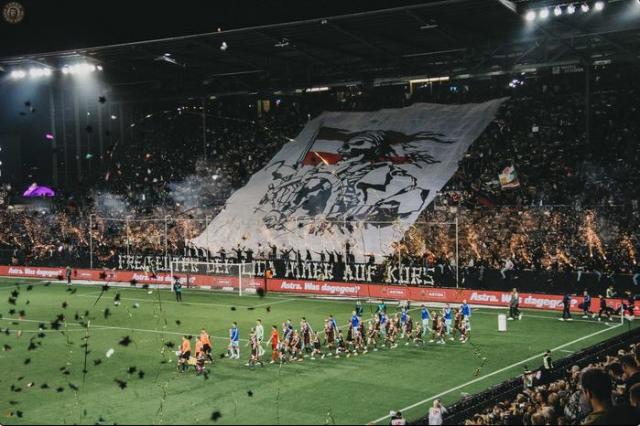 St. Pauli Choreo gegen Schalke 