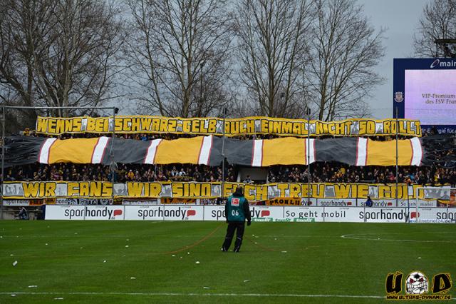 Dynamo Choreo beim FSV Frankfurt