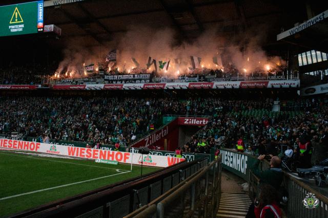 Gladbach Pyro in Bremen