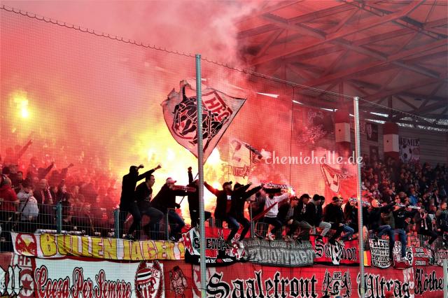 Halle zündet zu Hause gegen die Dortmund Amateure 