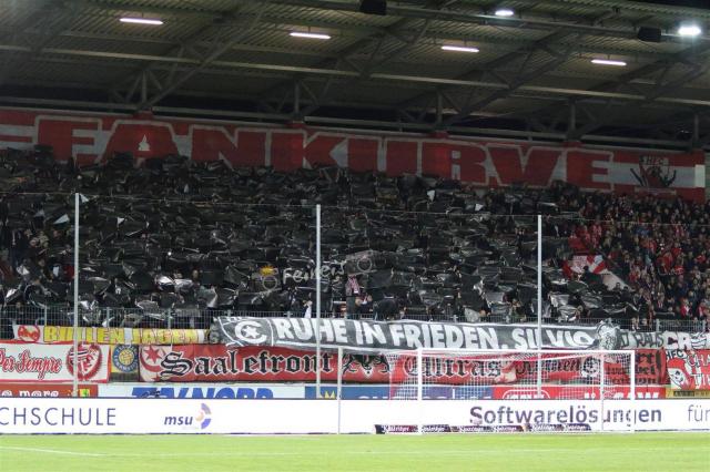 Chemie Halle Choreo gegen Viktoria Köln