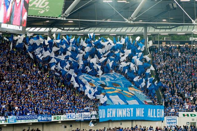 Schalke Choreo in Hannover