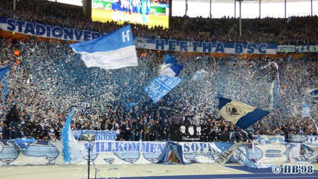 Konfetti-Intro von Hertha BSC