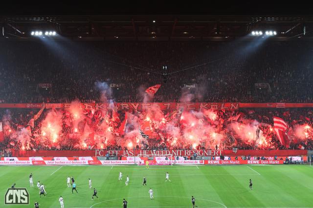 Köln Pyro gegen Frankfurt
