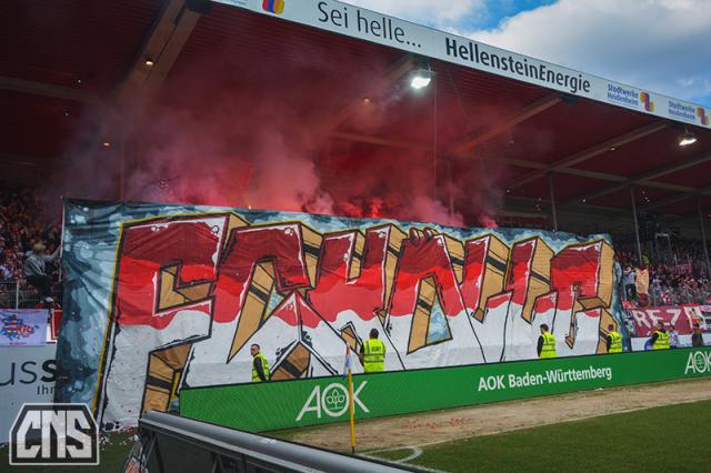 Chaos-Intro und Pyro in Heidenheim