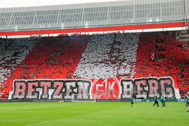 Lautern-Choreo gegen Dynamo Dresden
