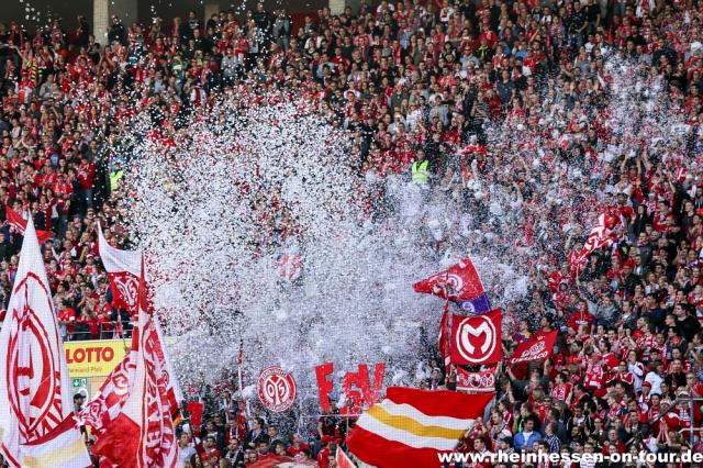 Mainz Choreo gegen Augsburg