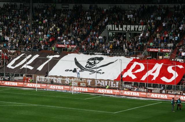 St. Pauli Choreo gegen Bielefeld
