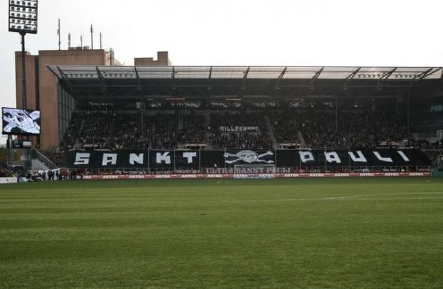 St. Pauli Choreo gegen Frankfurt
