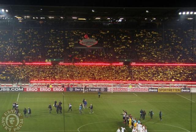 St. Pauli Choreo gegen Frankfurt