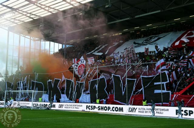 St. Pauli Choreo gegen Hansa Rostock