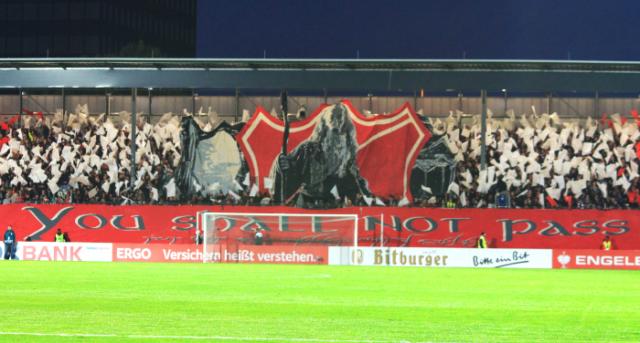 Wiesbaden Choreo gegen Schalke