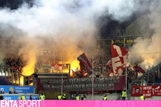 Kaiserslautern zündet in Duisburg