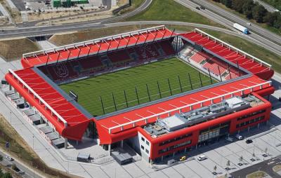 Informationen zum/zur Jahnstadion Regensburg