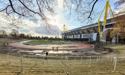 Foto Stadion Rote Erde