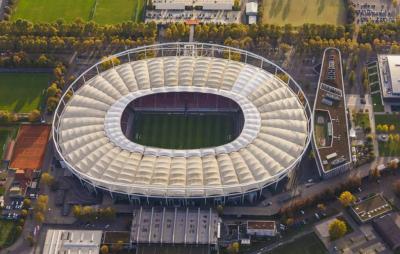 Informationen zum/zur Mercedes-Benz Arena