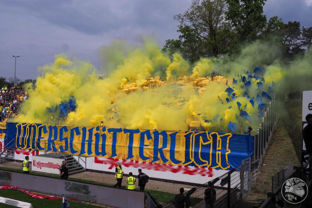 Braunschweig zündet in Meppen - Eintracht Braunschweig | Pyroshow