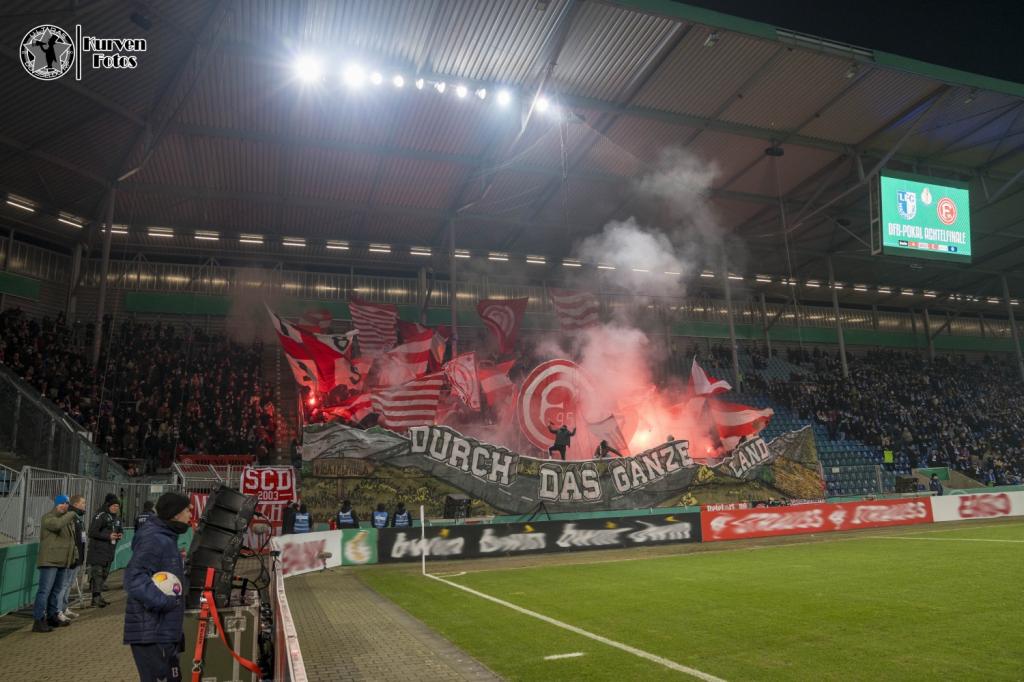 Düsseldorf zündet in Magdeburg - Fortuna Düsseldorf 1895 e.V. | Pyroshow