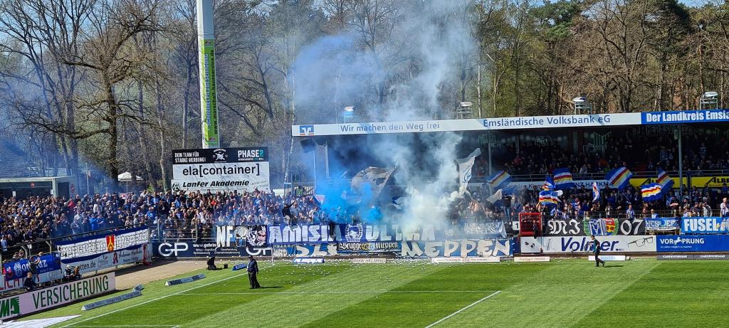 Meppen zündet gegen Dortmund II - SV Meppen | Pyroshow