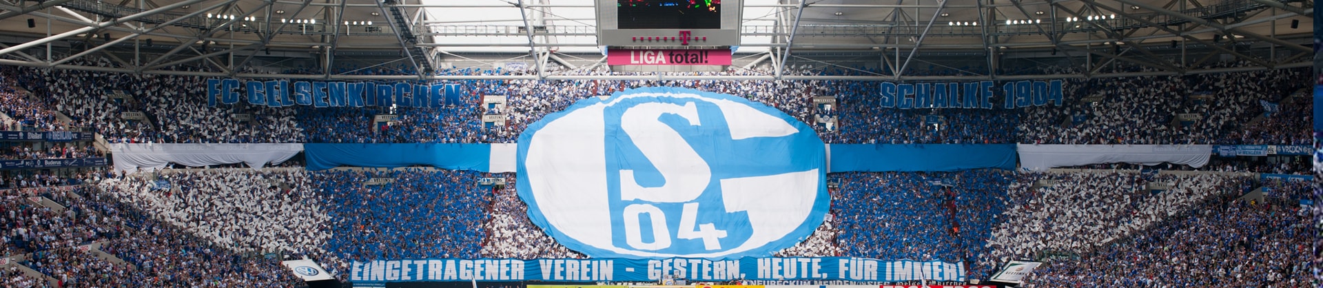 Schalke 04 ist Auswärtsfahrer-Meister der 2. Bundesliga